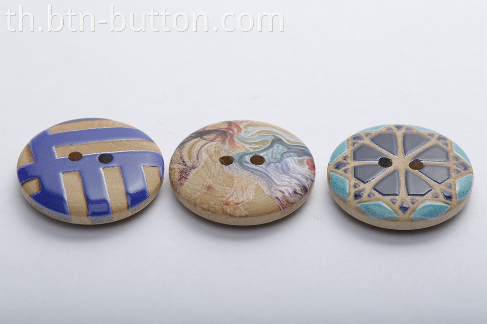 Customizable pattern wooden buttons